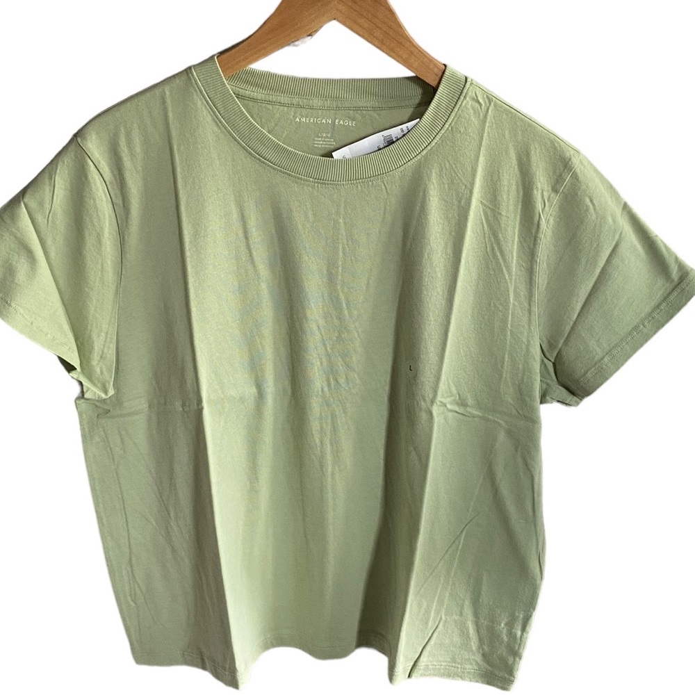 Women’s American Eagle Size Large Light Green Top Tee - NWT